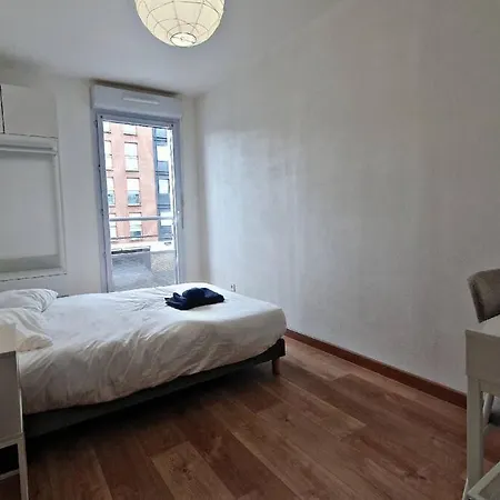 6 Places-free Parking Gratuit Privee Fermer-3chambres-wifi-rouen *